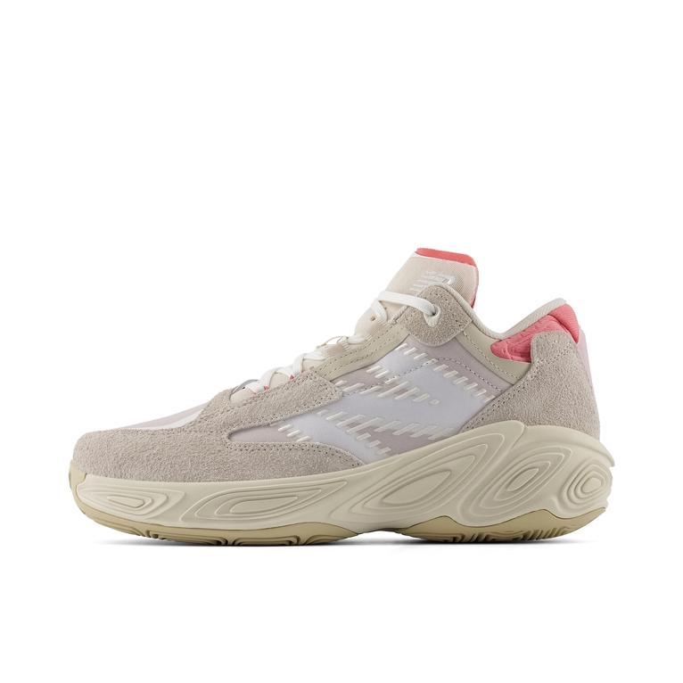 推荐商品：New Balance Fresh Foam BB v2 篮球鞋 缓震防滑耐磨低帮圆头复古百搭时尚 D宽/肉桂粉