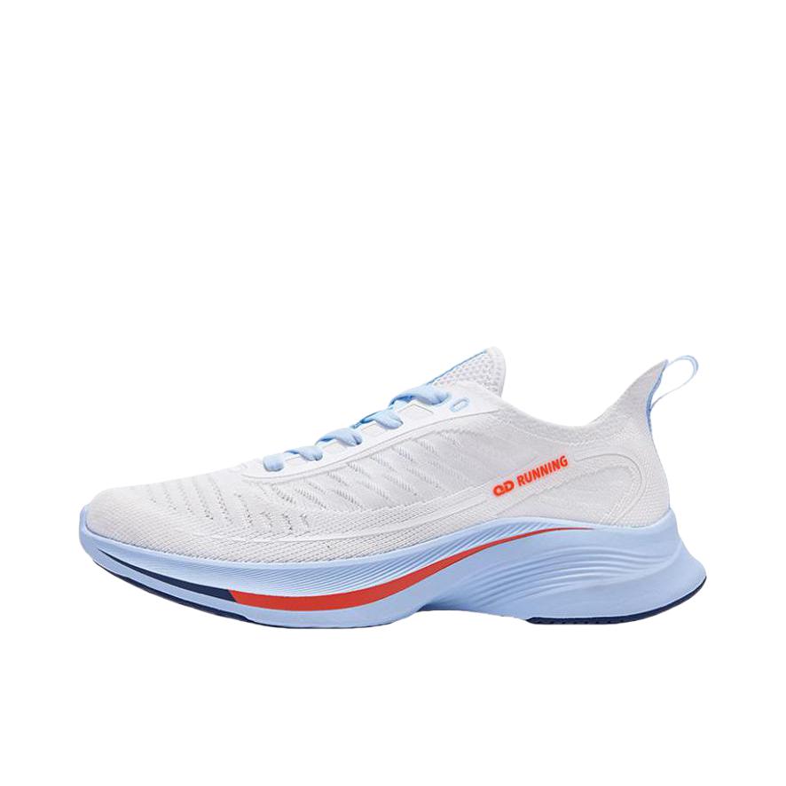 推荐商品：乔丹体育 氢速2.0 跑鞋 减震轻便防滑耐磨网面透气舒适软底防水 白色/冰川蓝