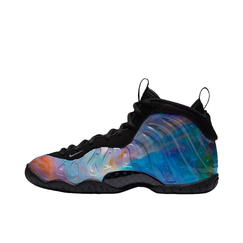 推荐商品：Nike Air Foamposite One 篮球鞋 喷泡经典复古百搭防滑耐磨舒适透气减震休闲中帮 GS/星云