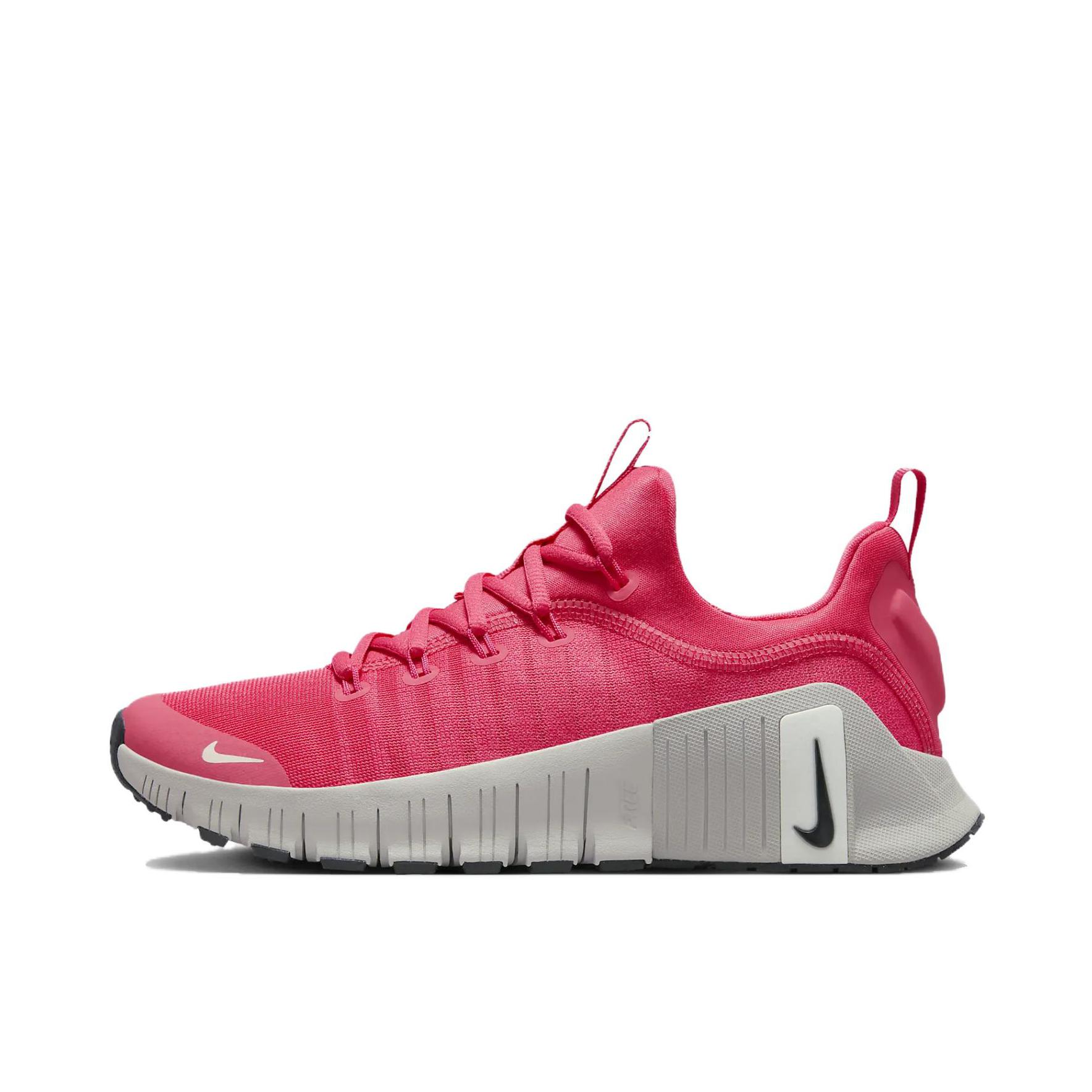 推荐商品：Nike Free Metcon 6 防滑耐磨 舒适透气 支撑缓震 百搭时尚 训练鞋 翠菊粉红/淡象牙色/黑色 