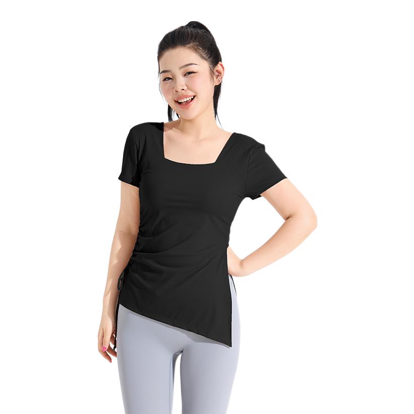 推荐商品：MaxRun World  速干方领短袖薄款修身瑜伽服 女装 W84-7 黑