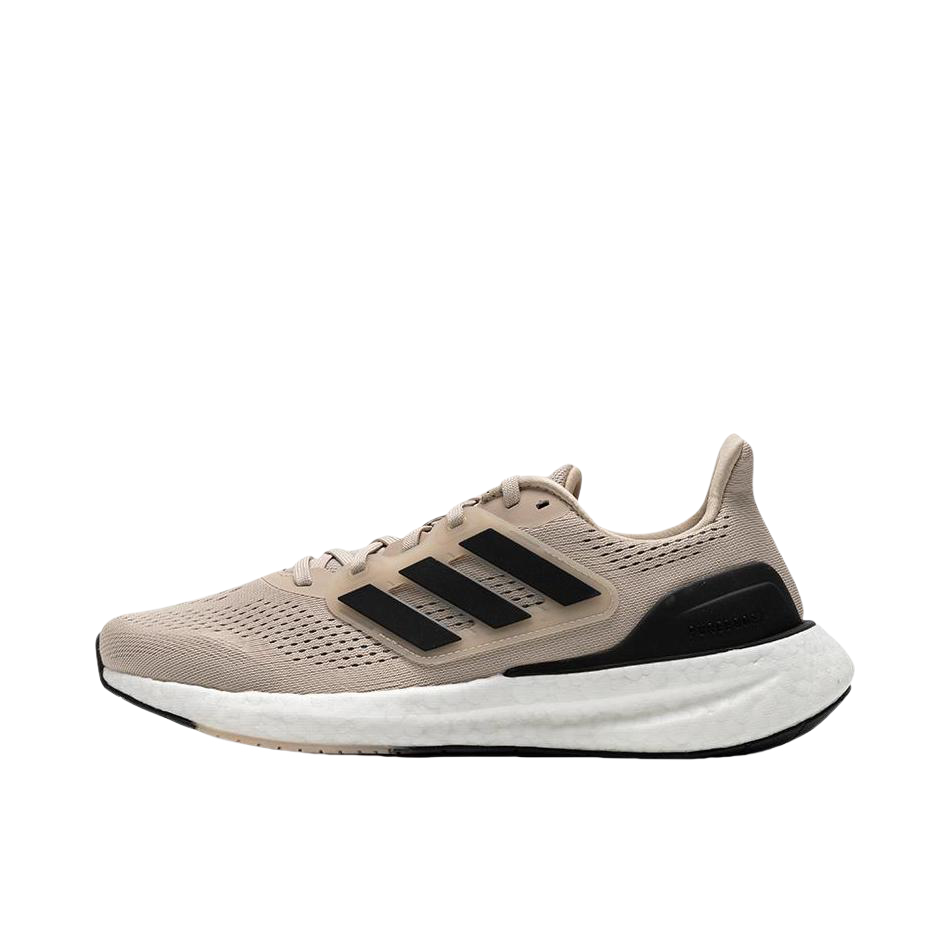 推荐商品：adidas Pureboost 23 跑鞋 减震网面训练轻便 米色