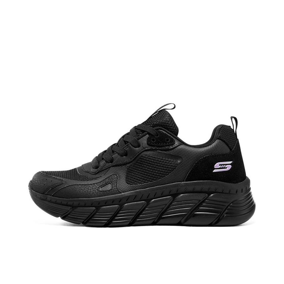 推荐商品：Skechers/斯凯奇 Bobs Sport 缓震耐磨 网布透气 轻质软底 休闲运动 百搭 绑带 跑鞋 全黑色