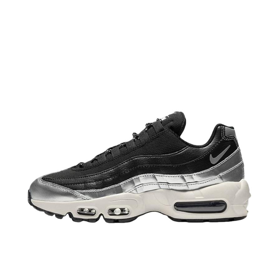 推荐商品：Nike Air Max 95 跑鞋 潮流时尚复古百搭防滑耐磨舒适透气防水气垫织物支撑低帮缓震贴合耐用圆头 3M联名/黑色/金属银