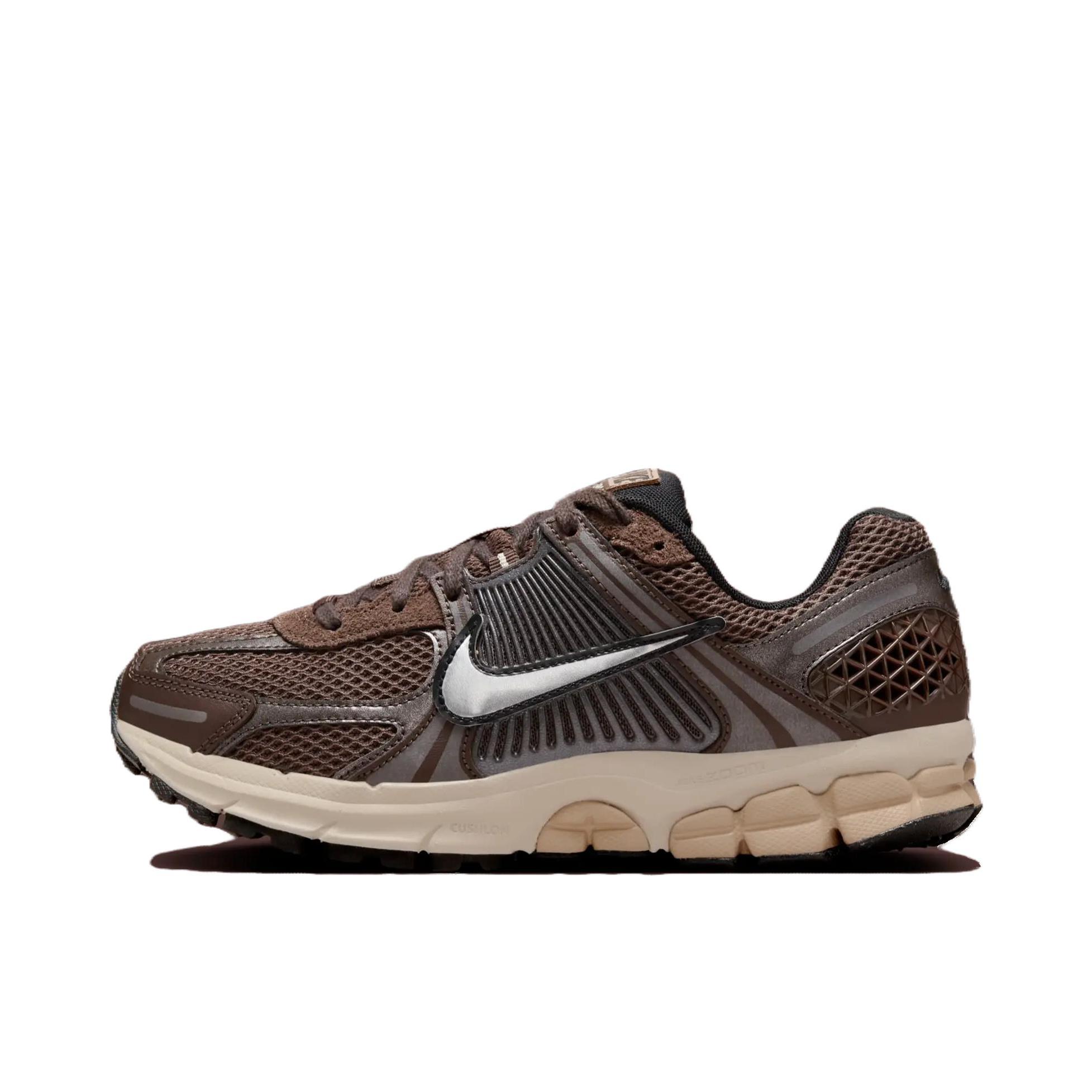 推荐商品：Nike Zoom Vomero 5 跑鞋 舒适缓震网面透气百搭复古支撑训练轻便 巴洛克棕/黑色 