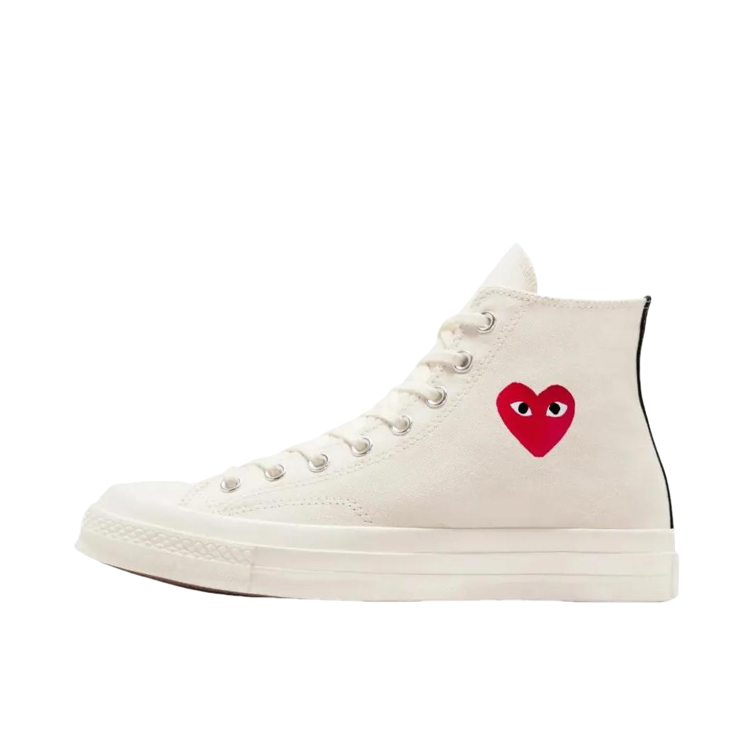 推荐商品：Converse/匡威 Chuck Taylor All Star 帆布鞋 常青款轻便防滑耐磨百搭复古圆头减震贴合高帮 CDG联名/白色/红色