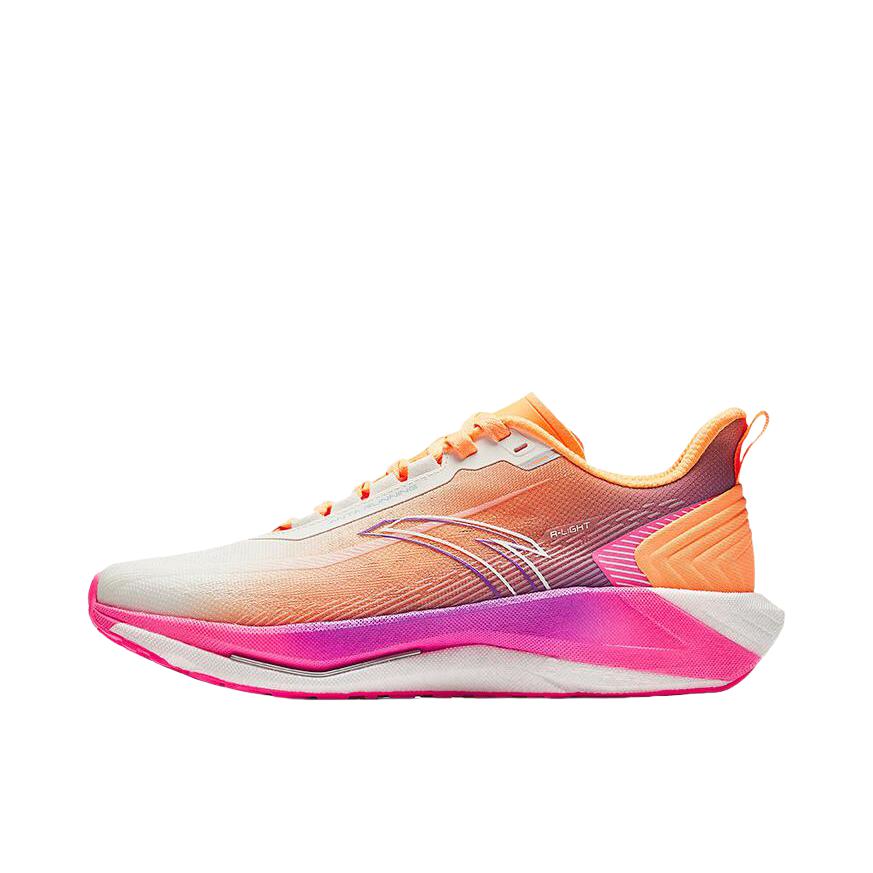 推荐商品：安踏 劲风 跑鞋 氮科技缓震回弹耐磨轻便网面透气舒适竞速训练体测 象牙白/荧光甜瓜橙/半夏紫