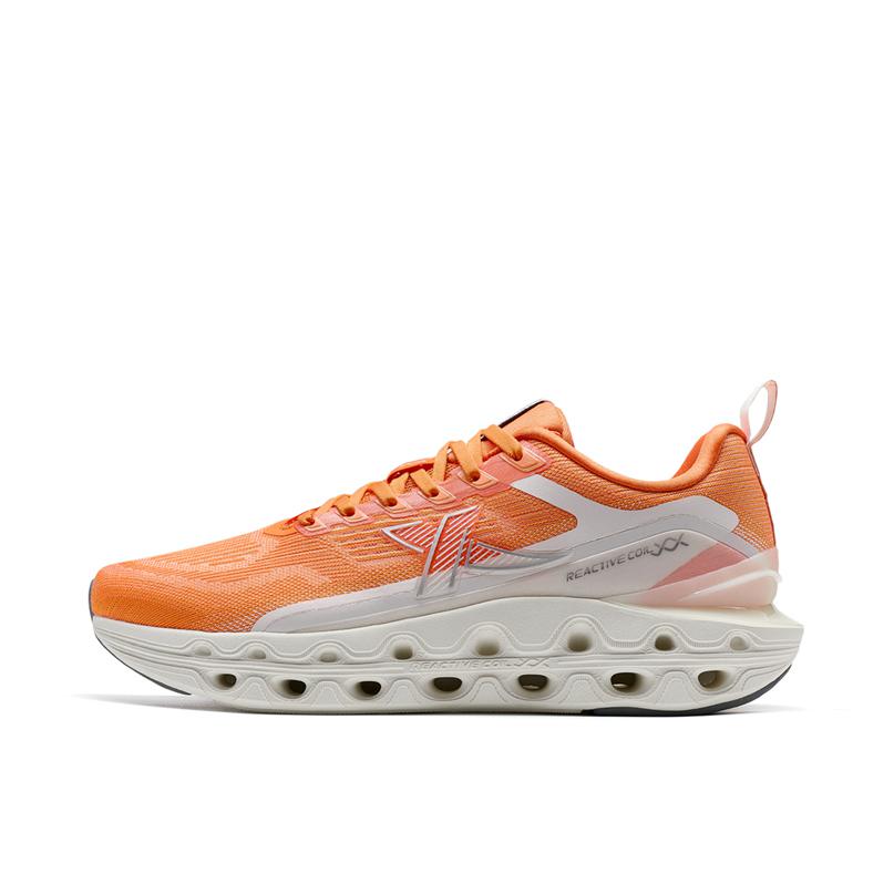 推荐商品：特步 旋11.0 跑鞋 减震耐磨防滑回弹舒适轻便网面透气轻质体考织物休闲百搭软底包裹 熔岩橙