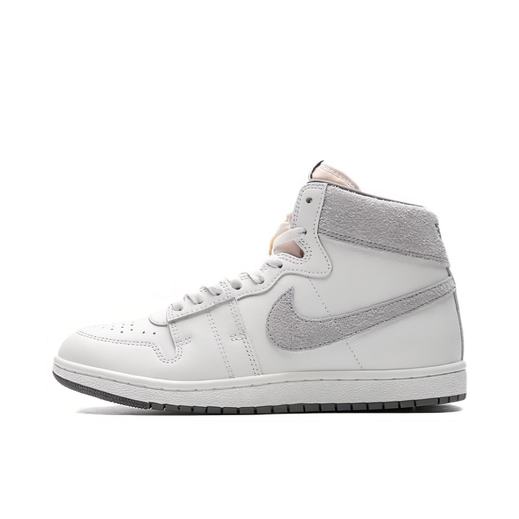 推荐商品：Nike Air Ship SP 运动休闲鞋 时尚复古舒适透气缓震轻便防滑耐磨实战圆头 白色/灰色