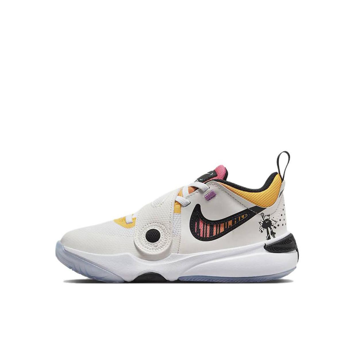 推荐商品：Nike  Team Hustle D 11 魔术贴 防踢 易穿脱 儿童运动鞋 小童/米白色/黑色