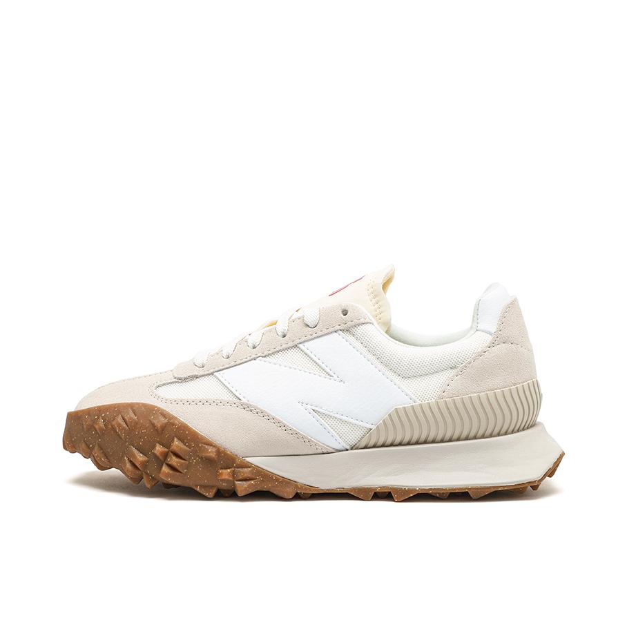推荐商品：New Balance XC-72 织物 潮流复古 百搭拼接 舒适透气 减震 防滑耐磨 运动休闲鞋 白色/米色