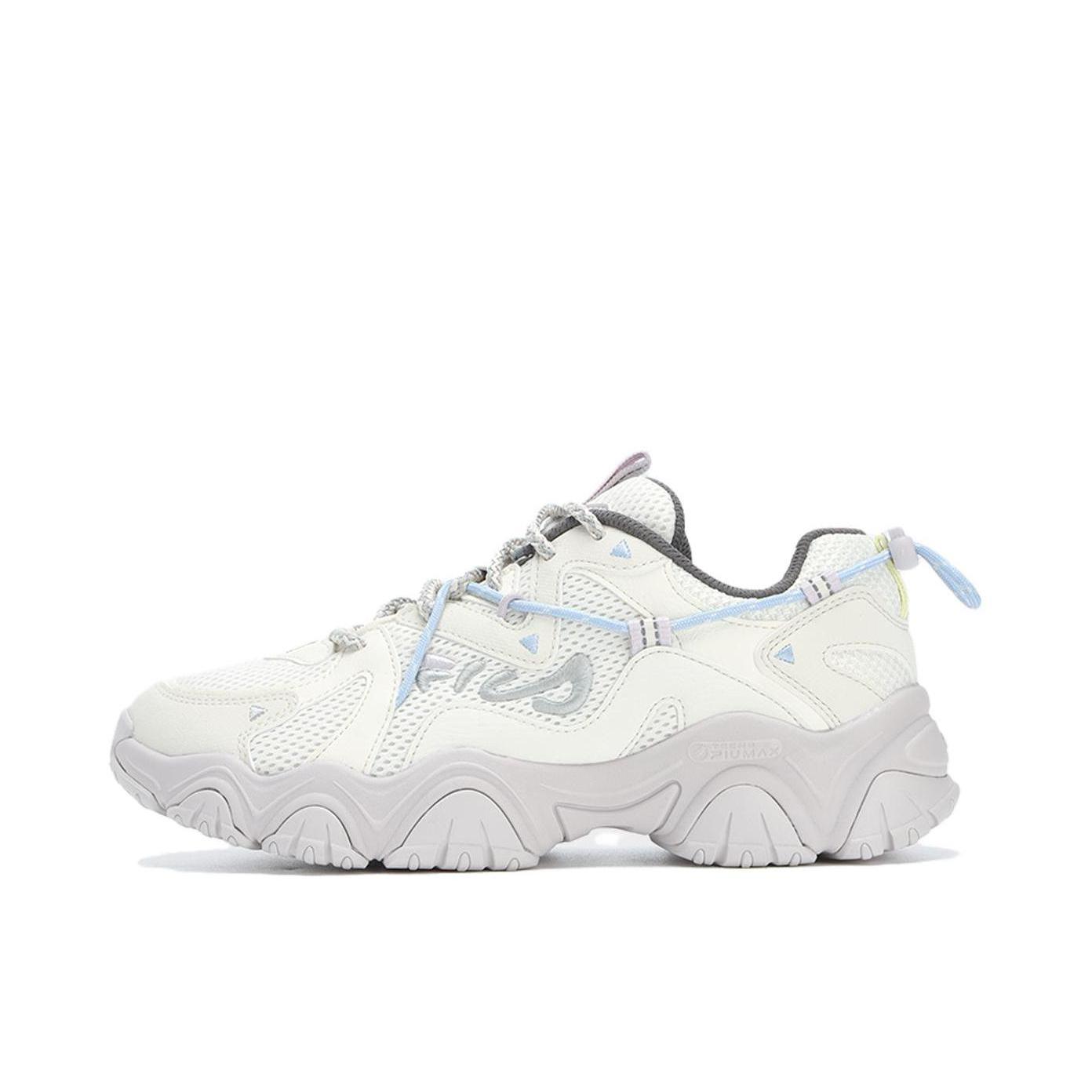 推荐商品：FILA/斐乐 猫爪4代 运动休闲鞋 潮流复古增高轻便合成革 女款/奶白色/丁香灰