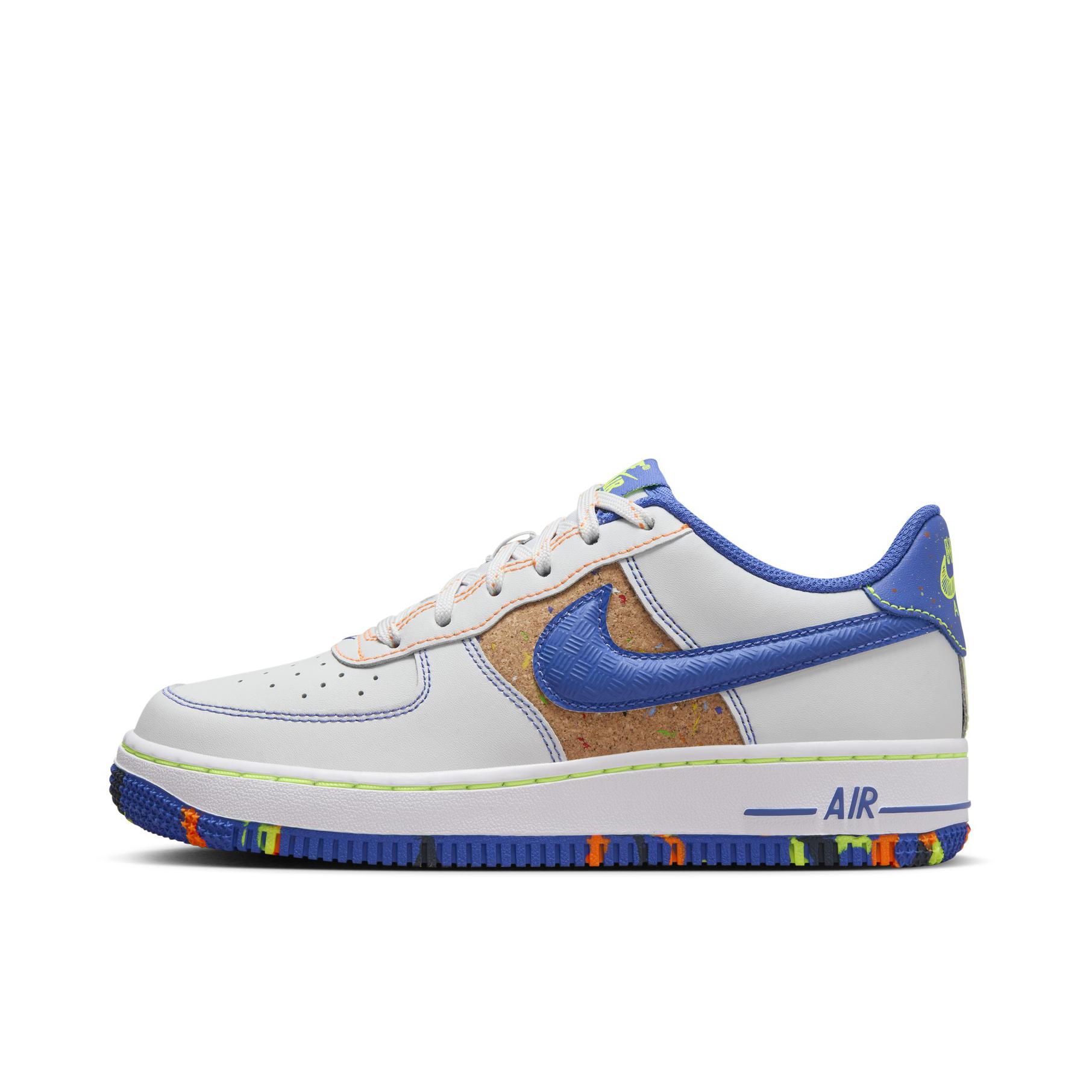 推荐商品：Nike Air Force 1 空军一号 板鞋 轻便舒适百搭耐磨防滑复古 GS/尘光子色/宇宙蓝/荧光黄 