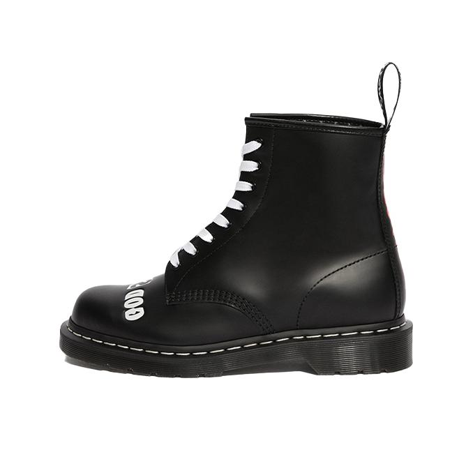 推荐商品：Dr.Martens 马汀博士 1460 英伦风 复古时尚 软皮光面 舒适保暖 百搭休闲 马丁靴 Sex Pistols乐队/黑色