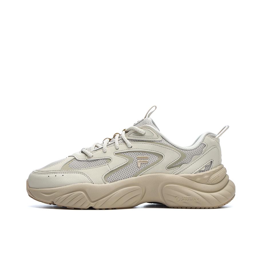 推荐商品：FILA/斐乐  Conch DX  防滑耐磨 网面透气 舒适减震 潮流复古  老爹鞋  T12W311111F 燕麦/砂色
