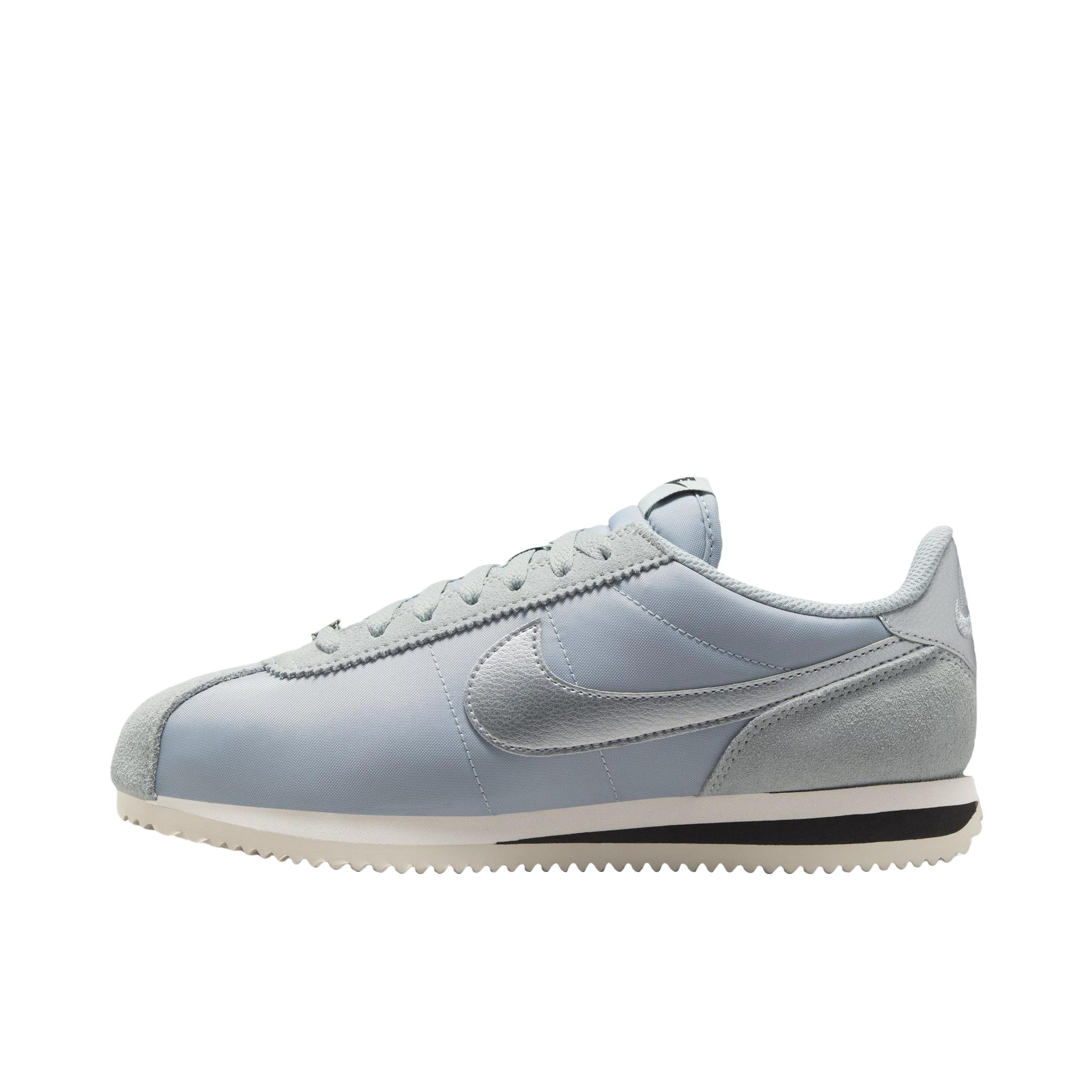 推荐商品：Nike Classic Cortez 阿甘鞋 跑鞋 防滑耐磨缓震透气轻便抓地舒适低帮耐穿贴合 蓝色/灰色/米色