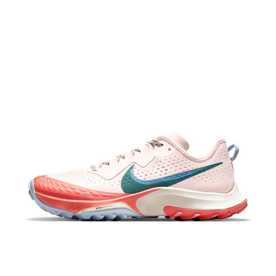 推荐商品：Nike Air Zoom Terra Kiger 7 跑鞋 缓震回弹防滑耐磨舒适透气时尚潮流织物合成革 浅粉/红色