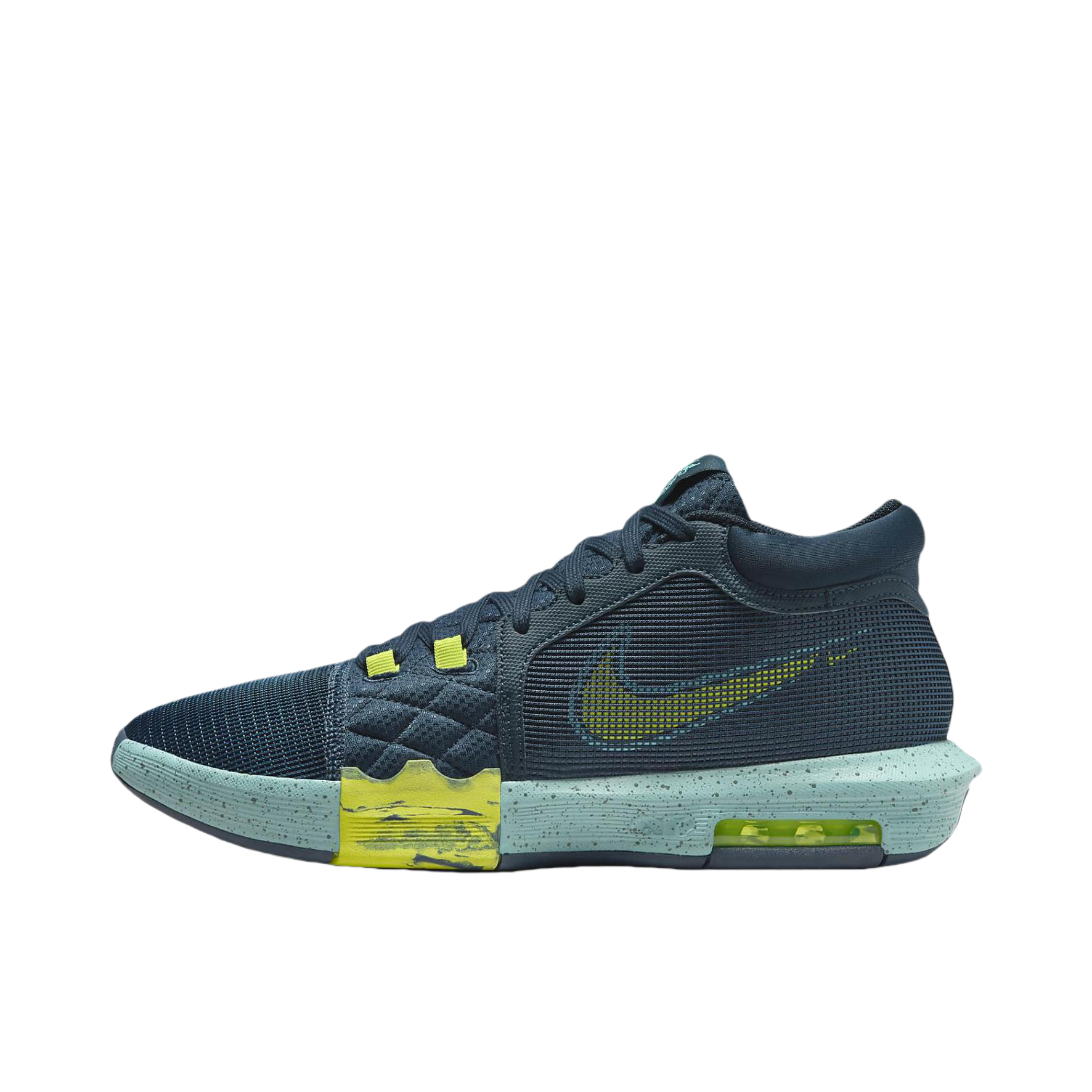 推荐商品：Nike LeBron Witness 8 詹姆斯 减震抗扭 轻便 篮球鞋 绿色 