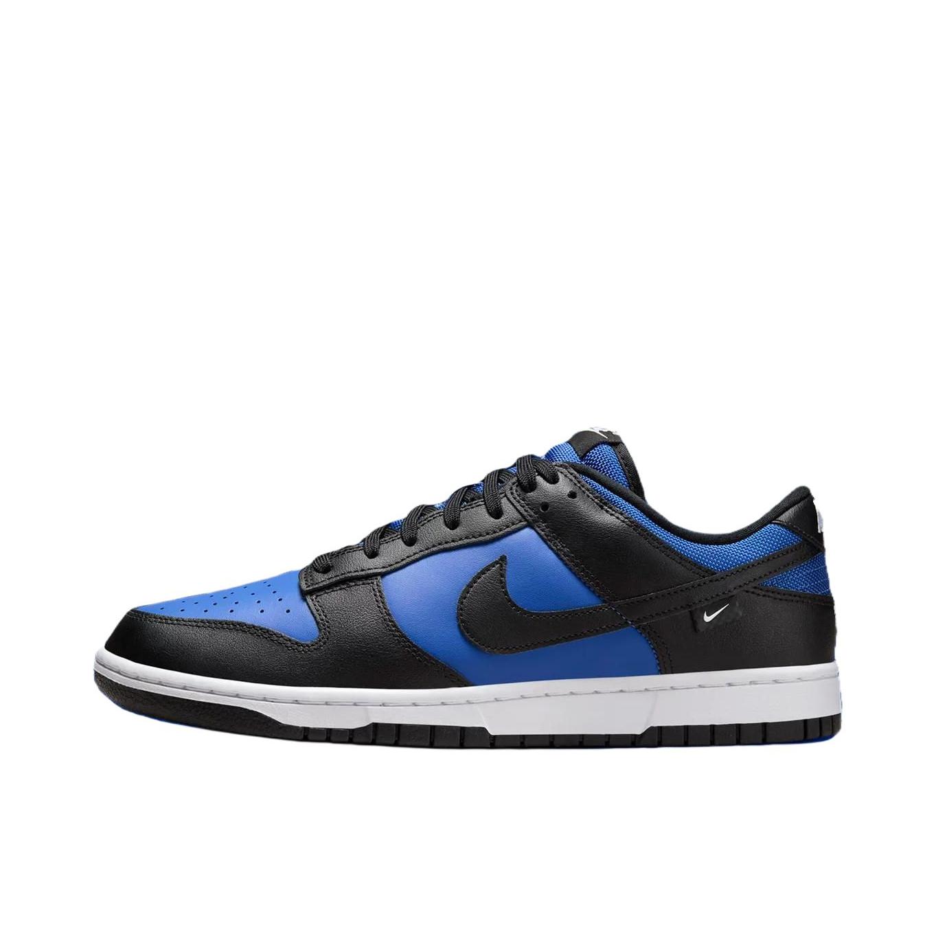 推荐商品：Nike Dunk 板鞋 经典复古百搭 黑色/蓝色