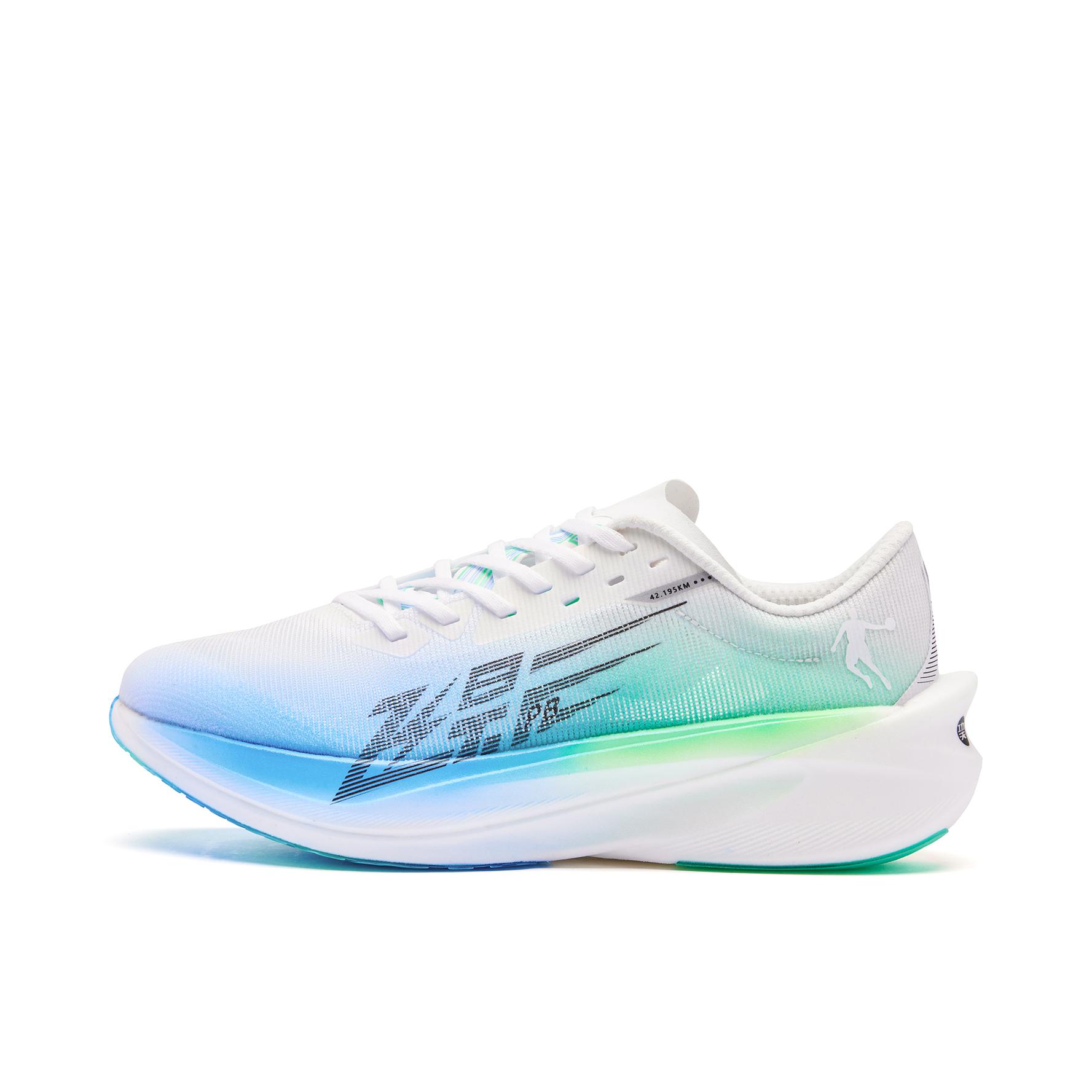 乔丹体育 飞影PB4.0 碳板全掌 防滑耐磨 舒适减震 回弹 竞速 马拉松 跑鞋 男款/立春