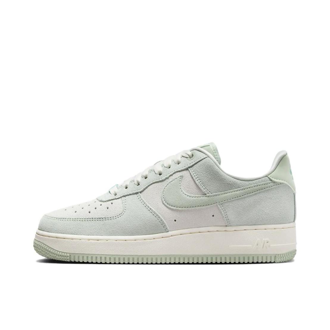 推荐商品：Nike Air Force 1 空军一号 板鞋 轻便舒适百搭耐磨防滑复古 女款/云杉光环/绿霜色/帆色/开心果霜色