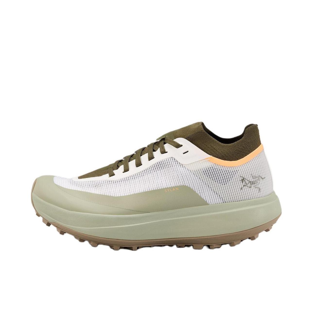 推荐商品：Arc'teryx 始祖鸟 Sylan 防滑回弹 织物 尼龙网布 厚底贴合 野外 长跑 跑鞋 极地白