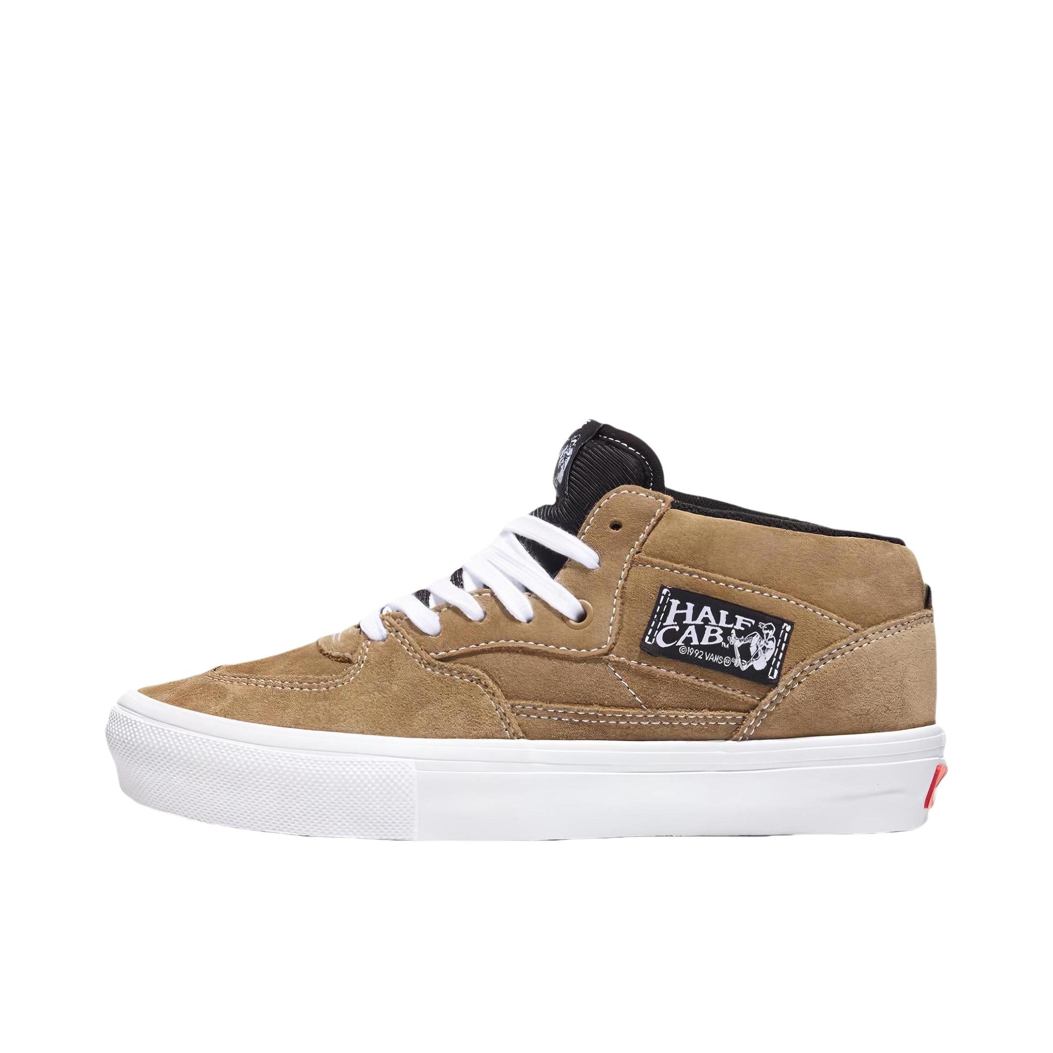 推荐商品：Vans/范斯 Skate Half 舒适百搭 美式 减震轻便 防滑耐磨 透气 帆布鞋 棕色/黑色