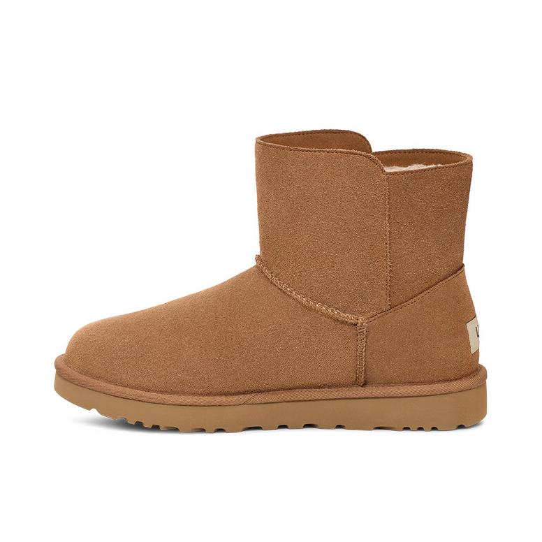 推荐商品：UGG Mini Bailey Belted 迷你贝莉 搭扣款 舒适轻便 保暖 短筒 低跟 雪地靴 1166776 栗色