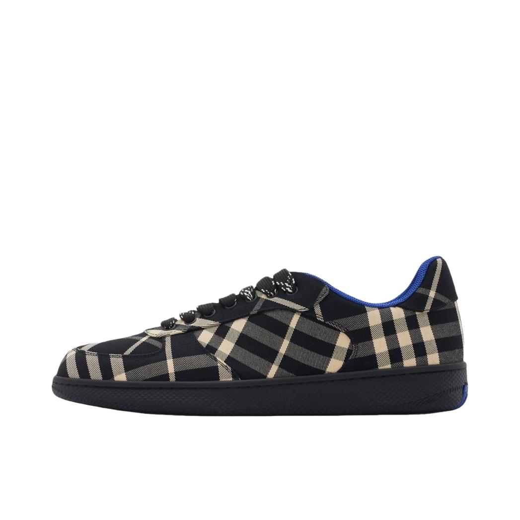 推荐商品：Burberry/博柏利 Terrace 系带 圆头 低帮 平跟 板鞋 黑色
