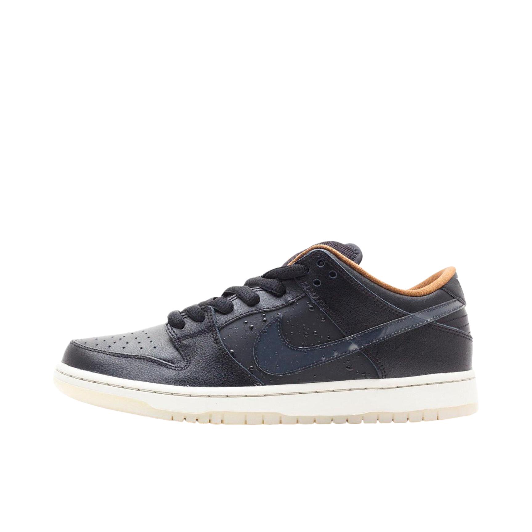 推荐商品：Nike Dunk 板鞋 经典复古百搭 Low Black Rain SB/低帮/黑色/棕黄
