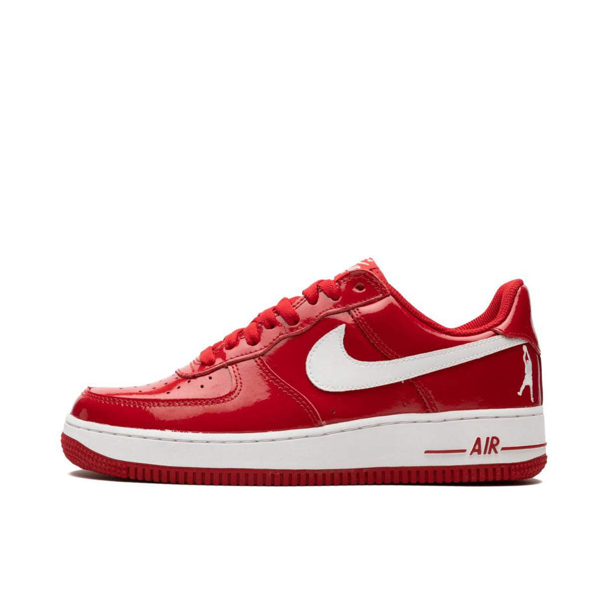 Nike Air Force 1 空军一号 板鞋 轻便舒适百搭耐磨防滑复古 红漆皮/投篮Logo