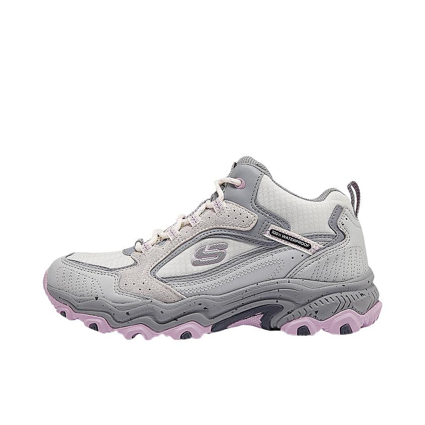 推荐商品：Skechers/斯凯奇 云霄 织物 防水轻质 高透气 缓震软底 支撑软弹 增高厚底 老爹鞋 徒步鞋 户外休闲鞋 女款/中帮/灰色/粉红色