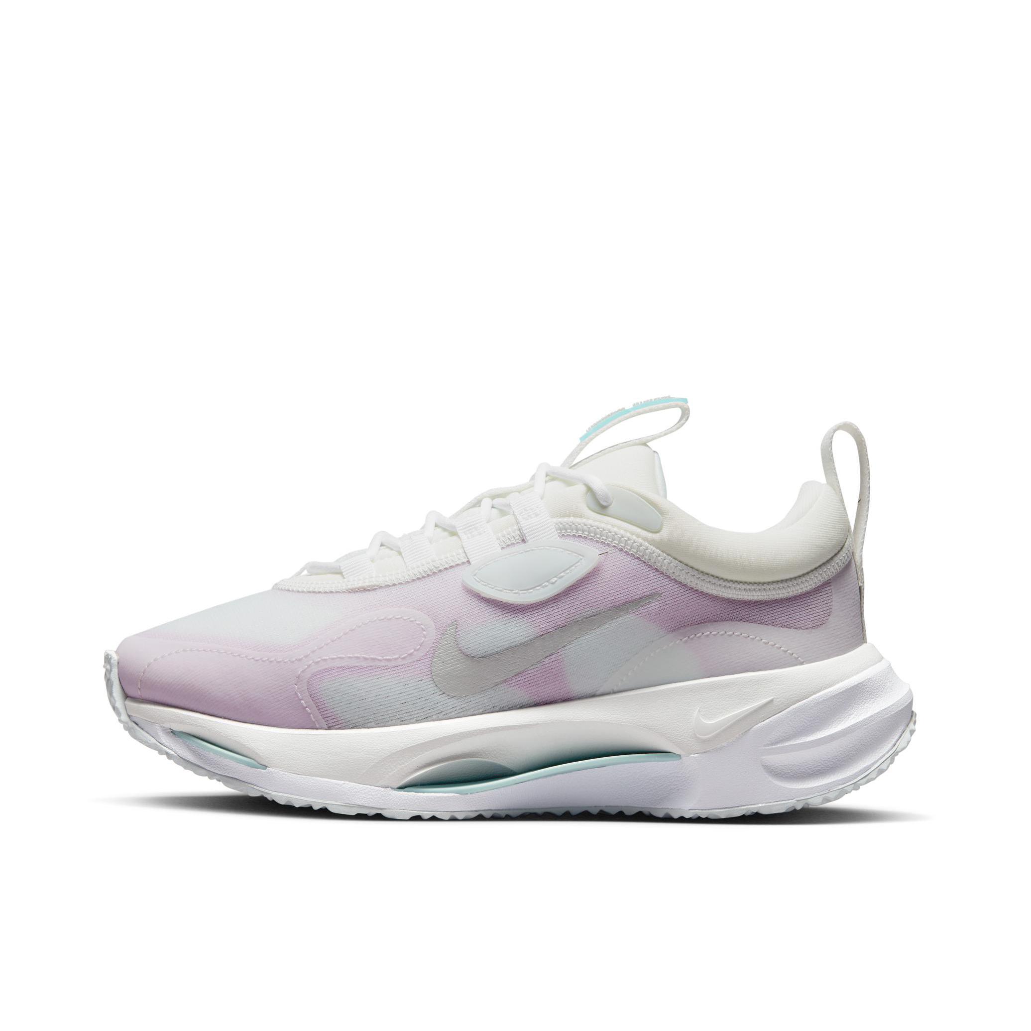 推荐商品：Nike Spark Flyknit 跑鞋 轻便舒适透气缓震耐磨防滑休闲时尚 粉紫色/白色