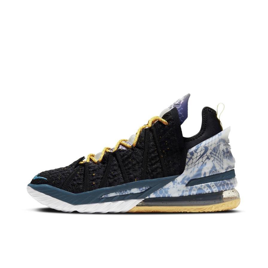 推荐商品：Nike Zoom LeBron 18 詹姆斯 篮球鞋 透气防滑耐磨实战支撑织物合成革 Reflections 回忆