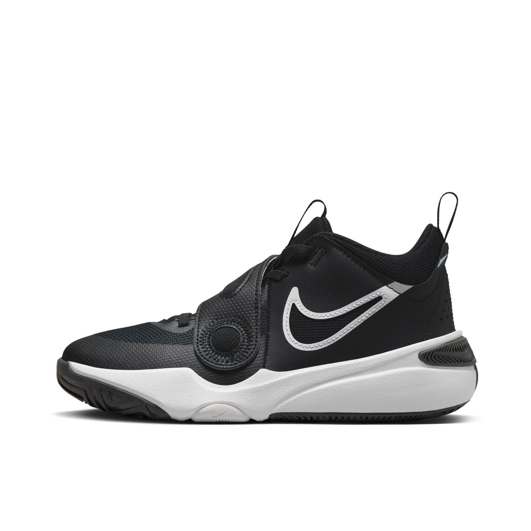 推荐商品：Nike Team Hustle D 11 篮球鞋 防滑耐磨减震回弹舒适透气魔术贴低帮 GS/黑色/白色