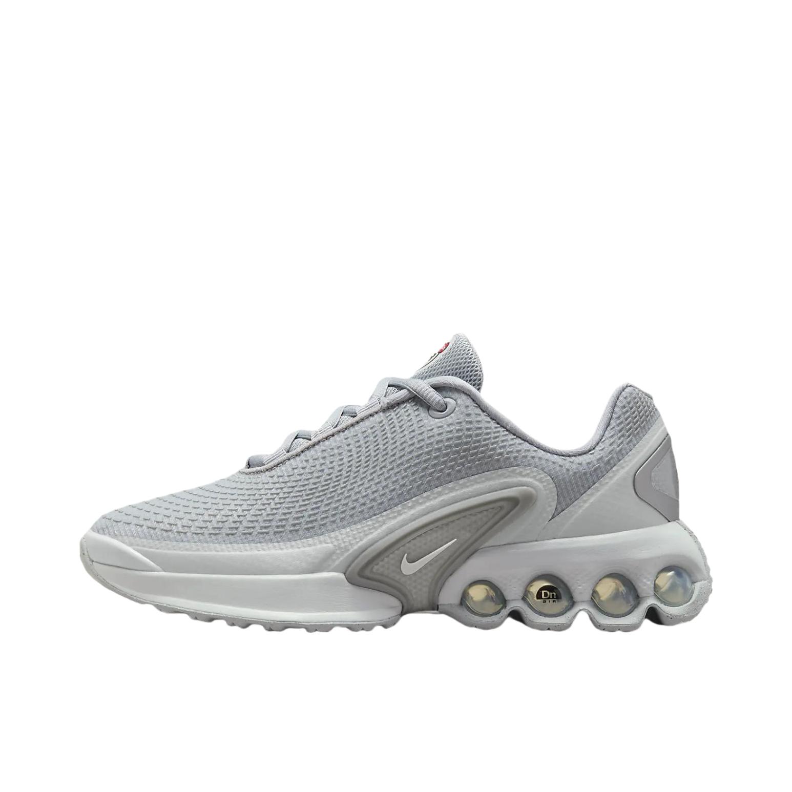 推荐商品：Nike Air Max Dn 运动休闲鞋 柔软防滑耐磨缓震回弹支撑网布透气低帮平跟贴合 GS/灰色