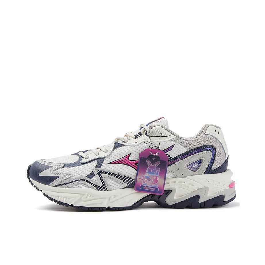 推荐商品：Mizuno/美津浓 Adventure Twe 织物 机能感 防滑耐磨 缓震回弹 舒适透气 脏脏鞋 休闲鞋 棉色/藏蓝/荧光粉