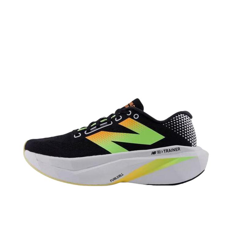 推荐商品：New Balance FuelCell SuperComp Trainer v3 跑鞋 轻量碳板系带防滑耐磨缓震复古公路短跑 男款/黑色/荧光绿