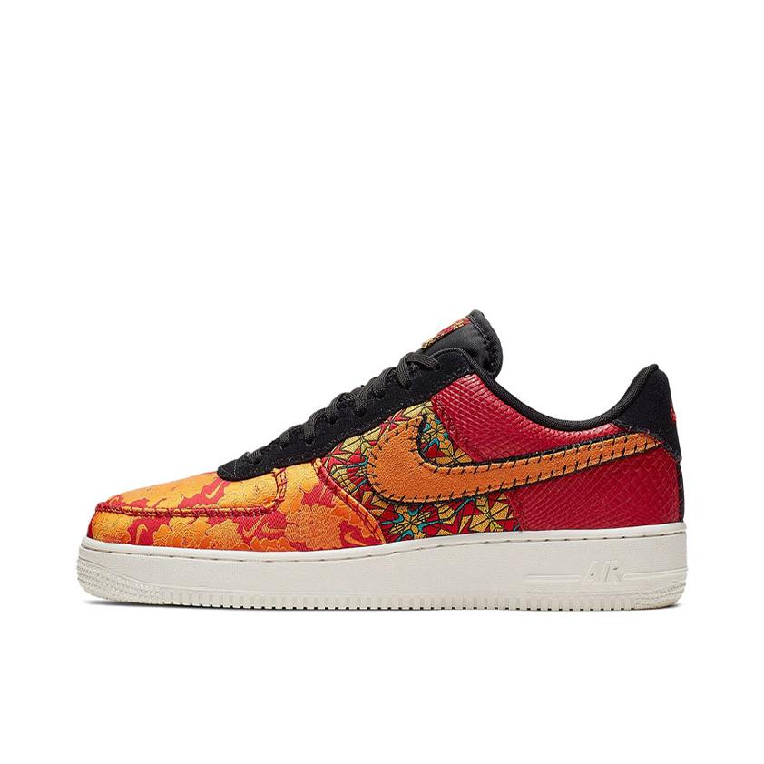推荐商品：Nike Air Force 1 空军一号 板鞋 轻便舒适百搭耐磨防滑复古 Gym Red/Orange/Black 低帮/新年/花卉刺绣/2019