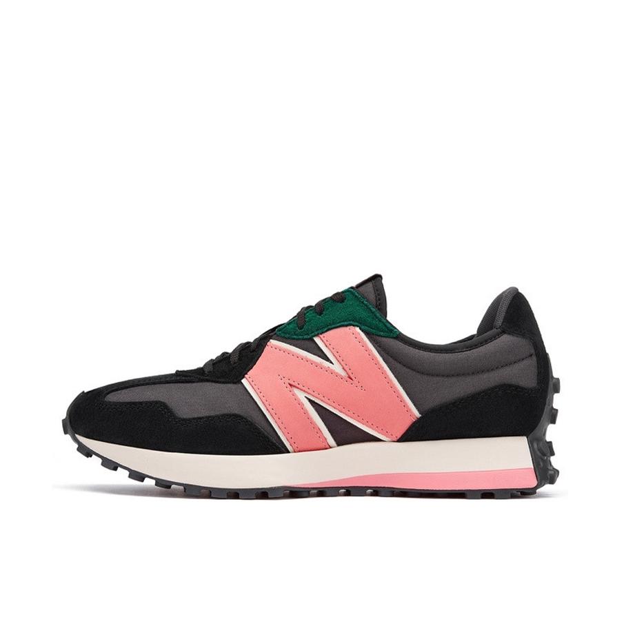 推荐商品：【IU同款】 New Balance 327 跑鞋 舒适复古防滑耐磨休闲透气减震拼接运动防水织物慢跑圆头 虎年新春限定/黑色/粉色