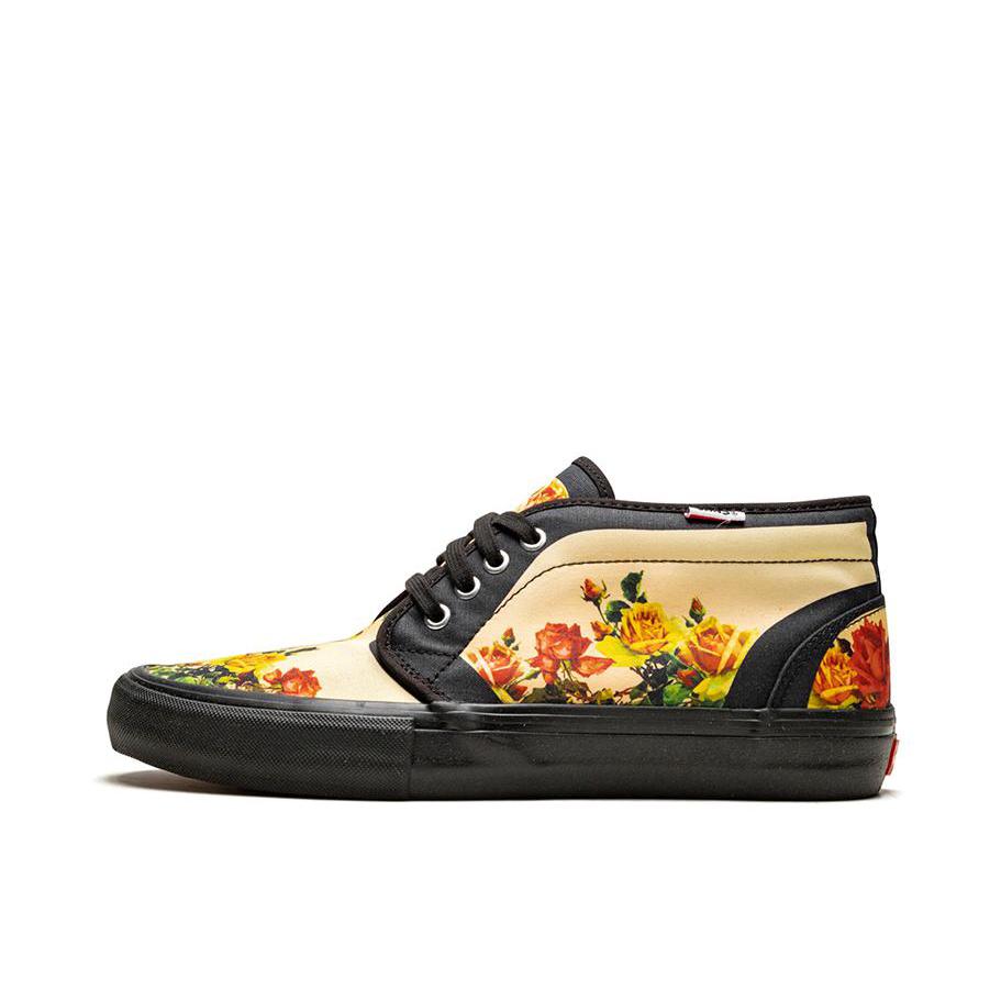 推荐商品：Vans/范斯 Chukka 板鞋 时尚百搭潮流舒适轻便防滑耐磨复古休闲 Black/Multi color Supreme x Jean Paul Gaultier三方联名/花卉
