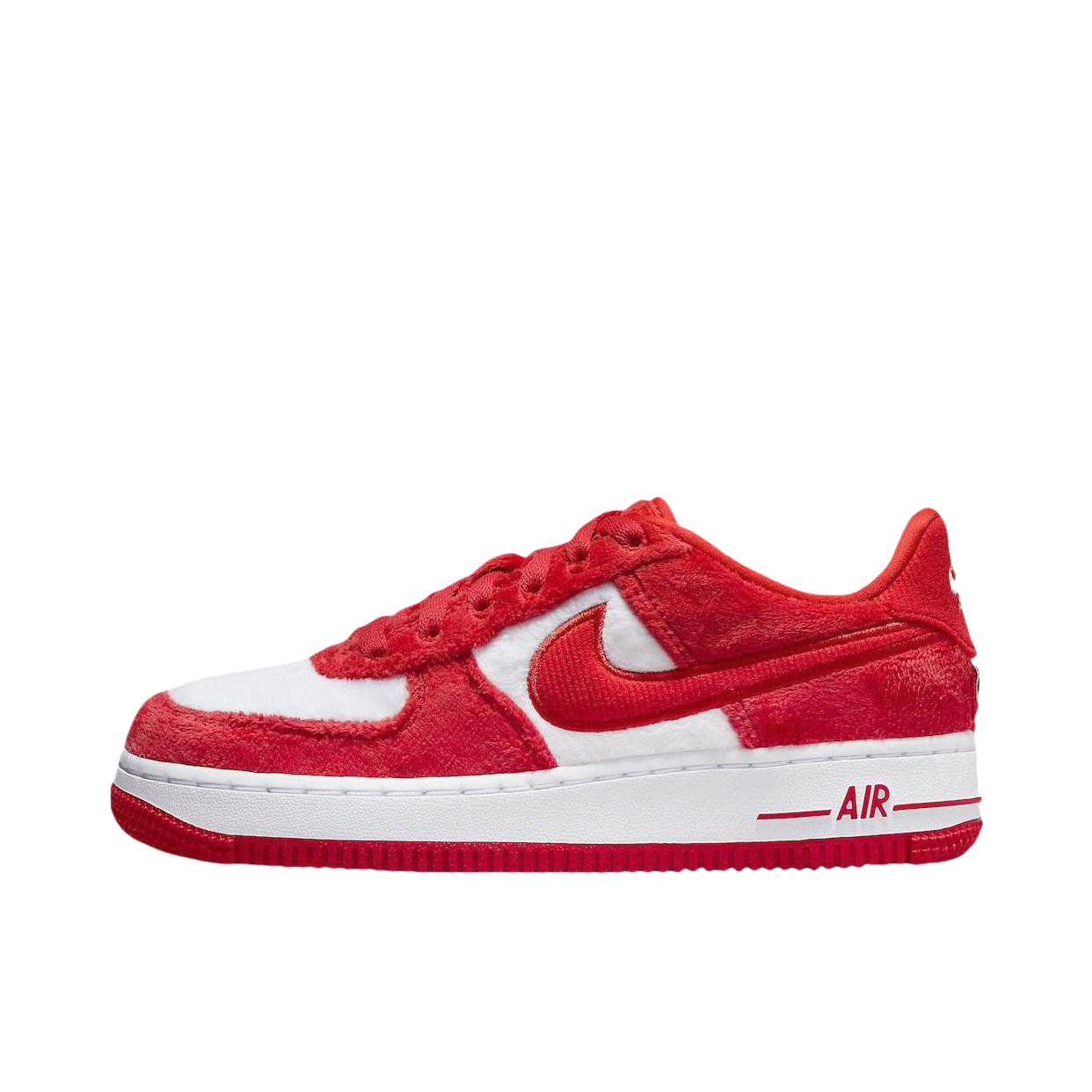 推荐商品：Nike Air Force 1 空军一号 板鞋 轻便舒适百搭耐磨防滑复古 GS/情人节