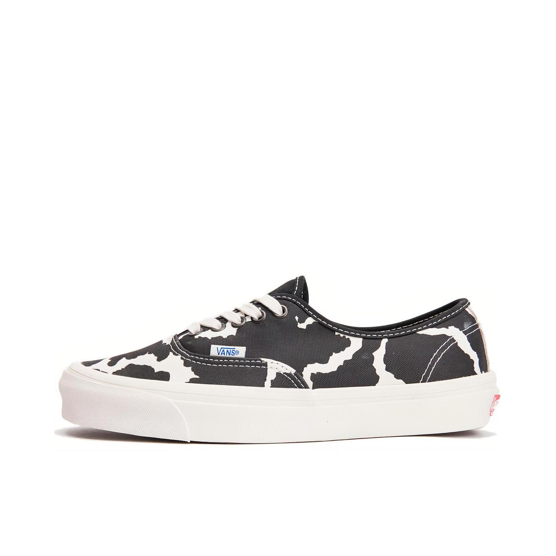 推荐商品：Vans/范斯 Authentic 潮流休闲 轻便舒适 防滑耐磨 百搭运动 复古 板鞋 Vault/黑白奶牛纹