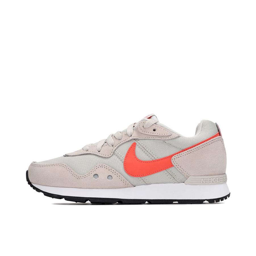 推荐商品：Nike Venture Runner 跑鞋 复古舒适百搭防滑耐磨缓震回弹轻便透气织物合成革圆头 灰色/橙色/白色