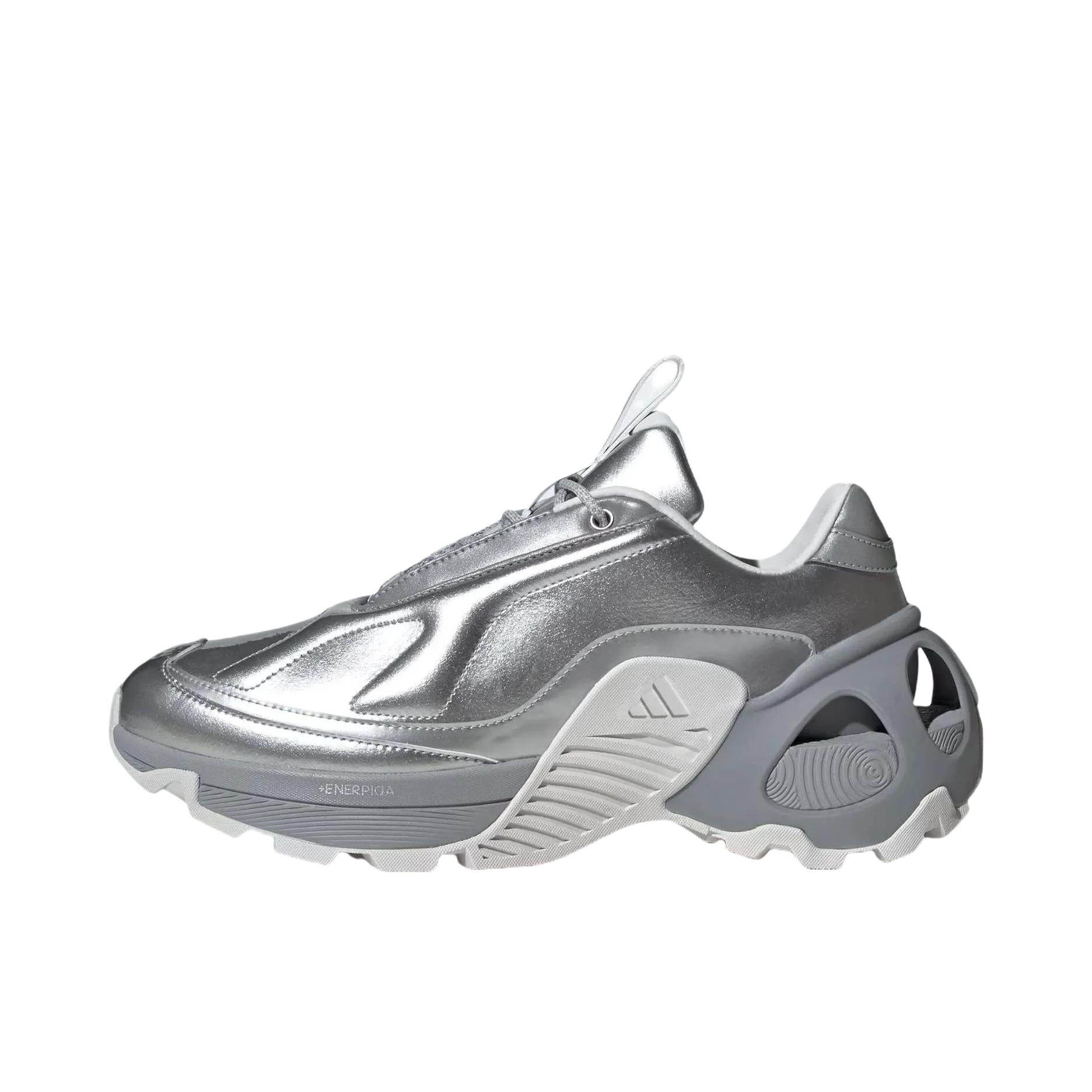 推荐商品：adidas Wonder Runner 跑鞋 轻机甲透气增高织物合成革长跑训练 银色/浅灰色