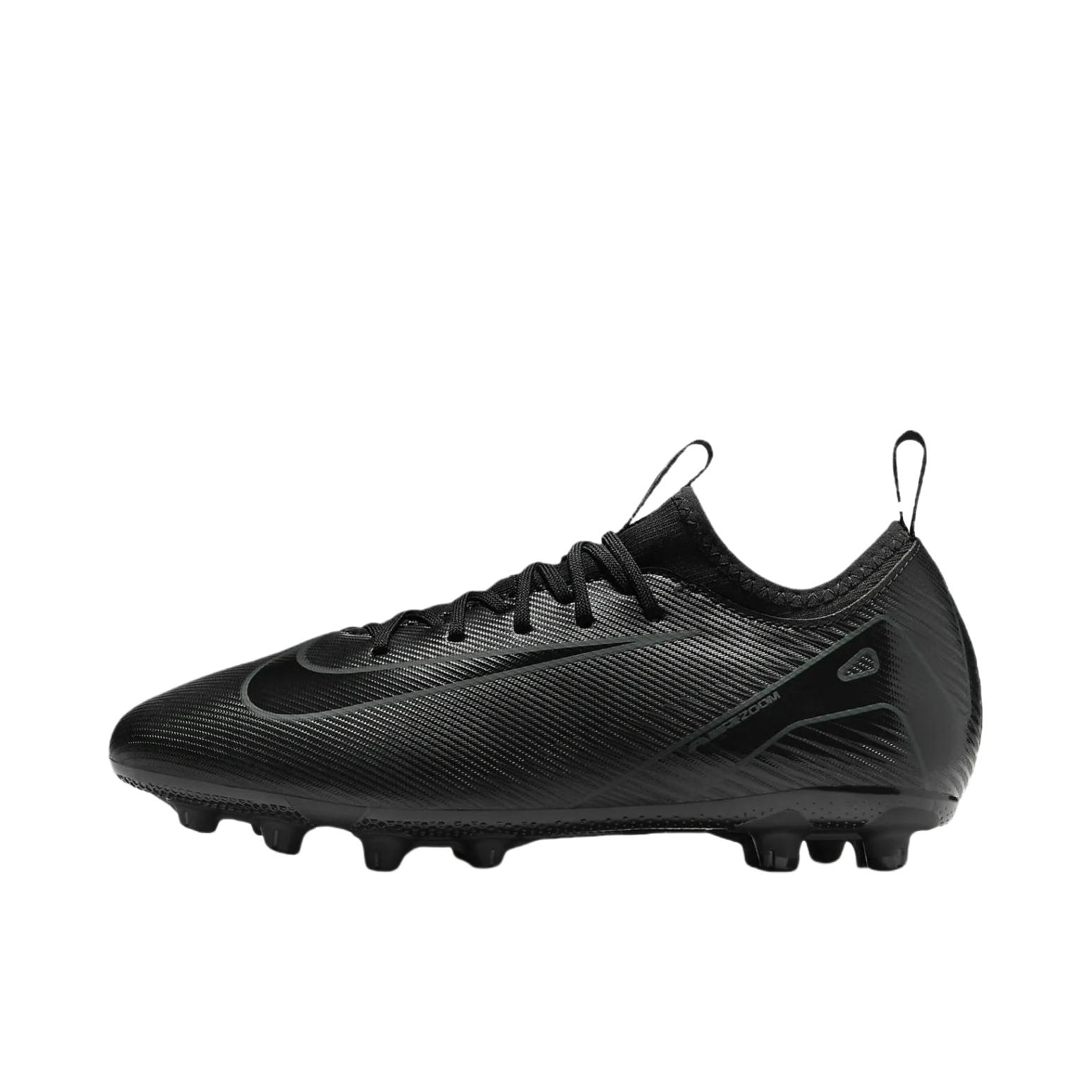 推荐商品：Nike Mercurial Vapor 16 Academy HG 中端 胶质短钉 坚硬人工草场 防滑耐磨 足球鞋 GS/黑色