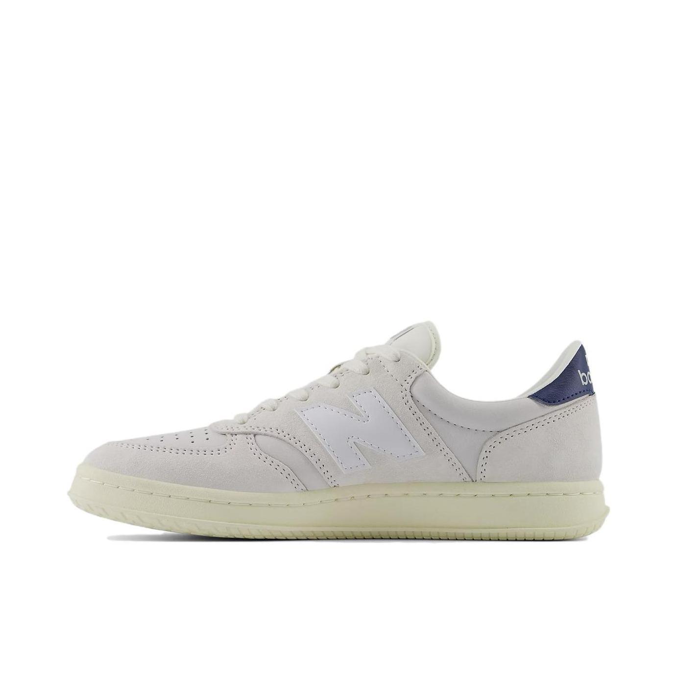 推荐商品：New Balance T500 防滑耐磨 舒适简约 复古 休闲百搭 板鞋 灰色/白色