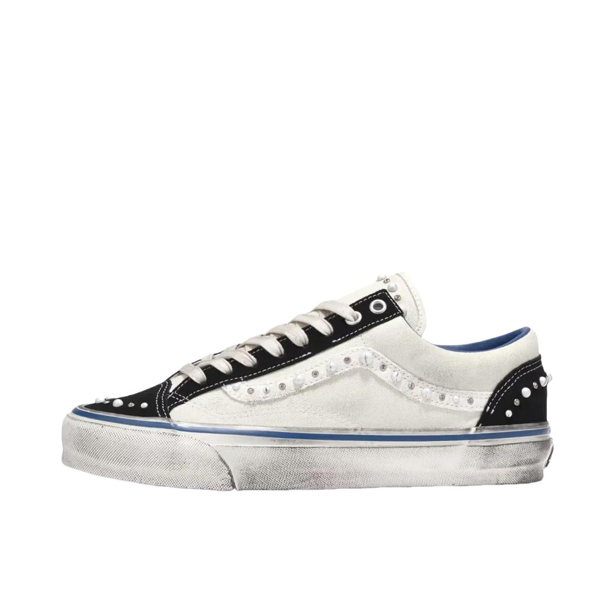 推荐商品：Vans/范斯 Old Skool 36 板鞋 简约复古时尚百搭防滑耐磨舒适减震轻便透气拼接贴合支撑 灰色/白色
