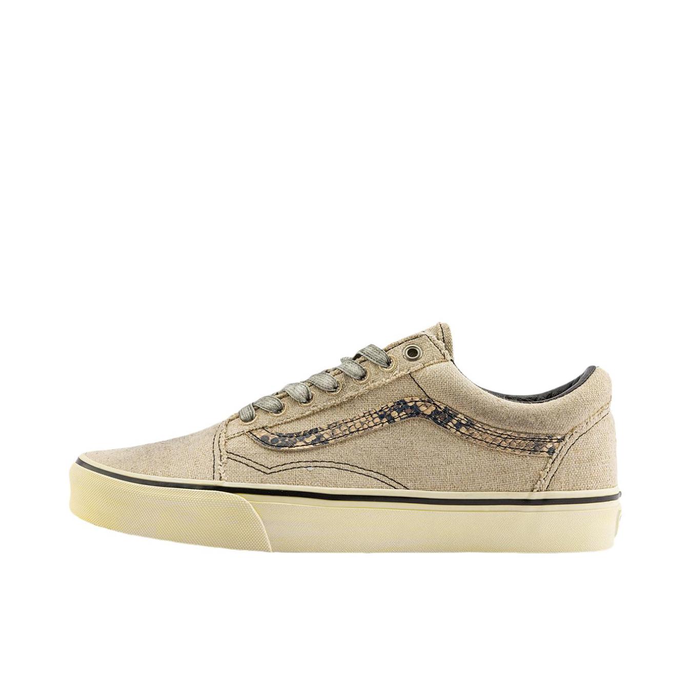 推荐商品：Vans/范斯 Old Skool 滑板鞋 板鞋 轻便防滑复古舒适经典 蛇纹/浅棕色