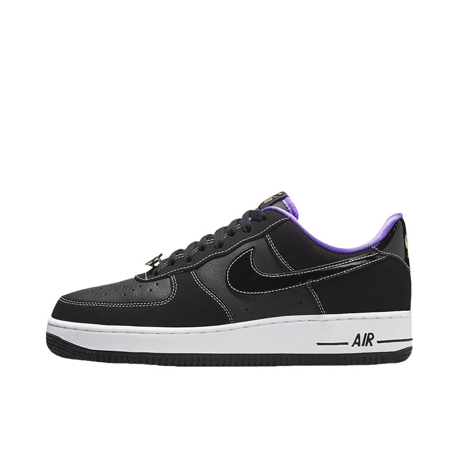 推荐商品：Nike Air Force 1 空军一号 板鞋 轻便舒适百搭耐磨防滑复古 黑色/铁灰色/白色